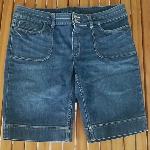 Banana Republic Pants - Banana Republic classic shorts